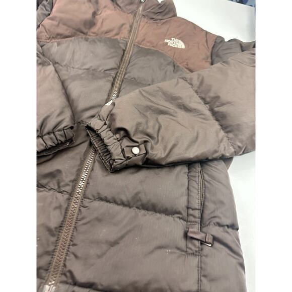 The North Face Nuptse Jacket - Picture 6 of 7